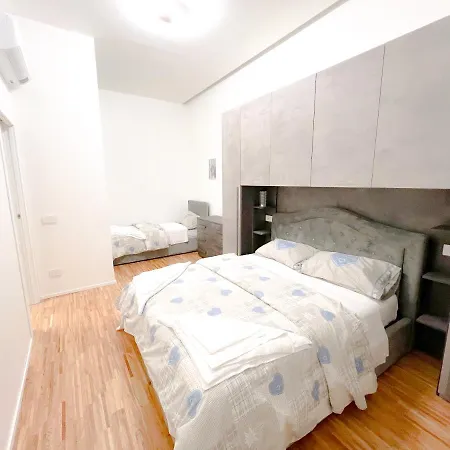 Attia 3 - Wifi - Duomo Apartament Mediolan