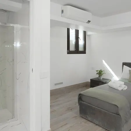 Self Check-in - 2 Bedrooms - Metro - 1000 Mbps