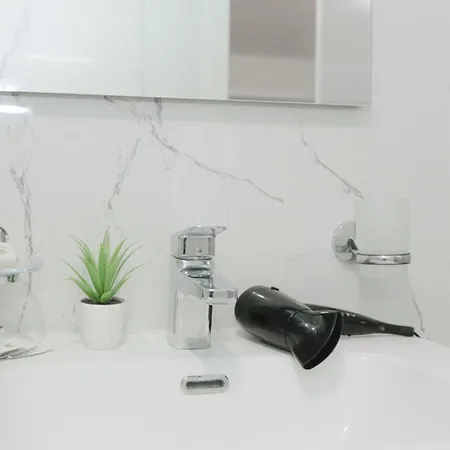 Διαμέρισμα Self Check-in - 2 Bedrooms - Metro - 1000 Mbps *