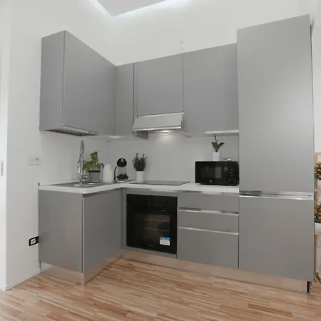 Self Check-in - 2 Bedrooms - Metro - 1000 Mbps Apartmán Milán